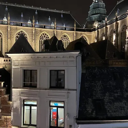 Apartment Cozy With Cathedral View On The 3rd Floor Antwerp