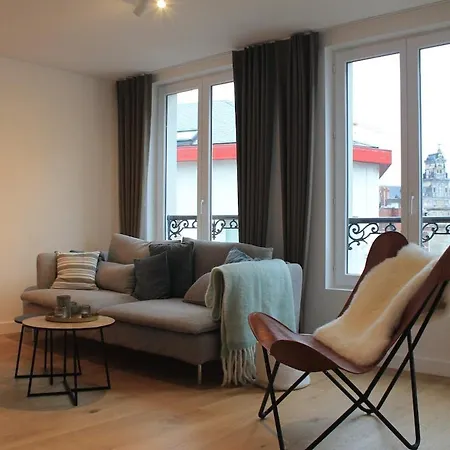 Cozy With Cathedral View On The 3rd Floor
